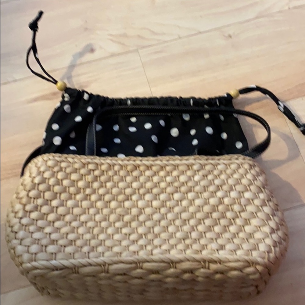 Straw Bag With Drawstring Lining - image 2